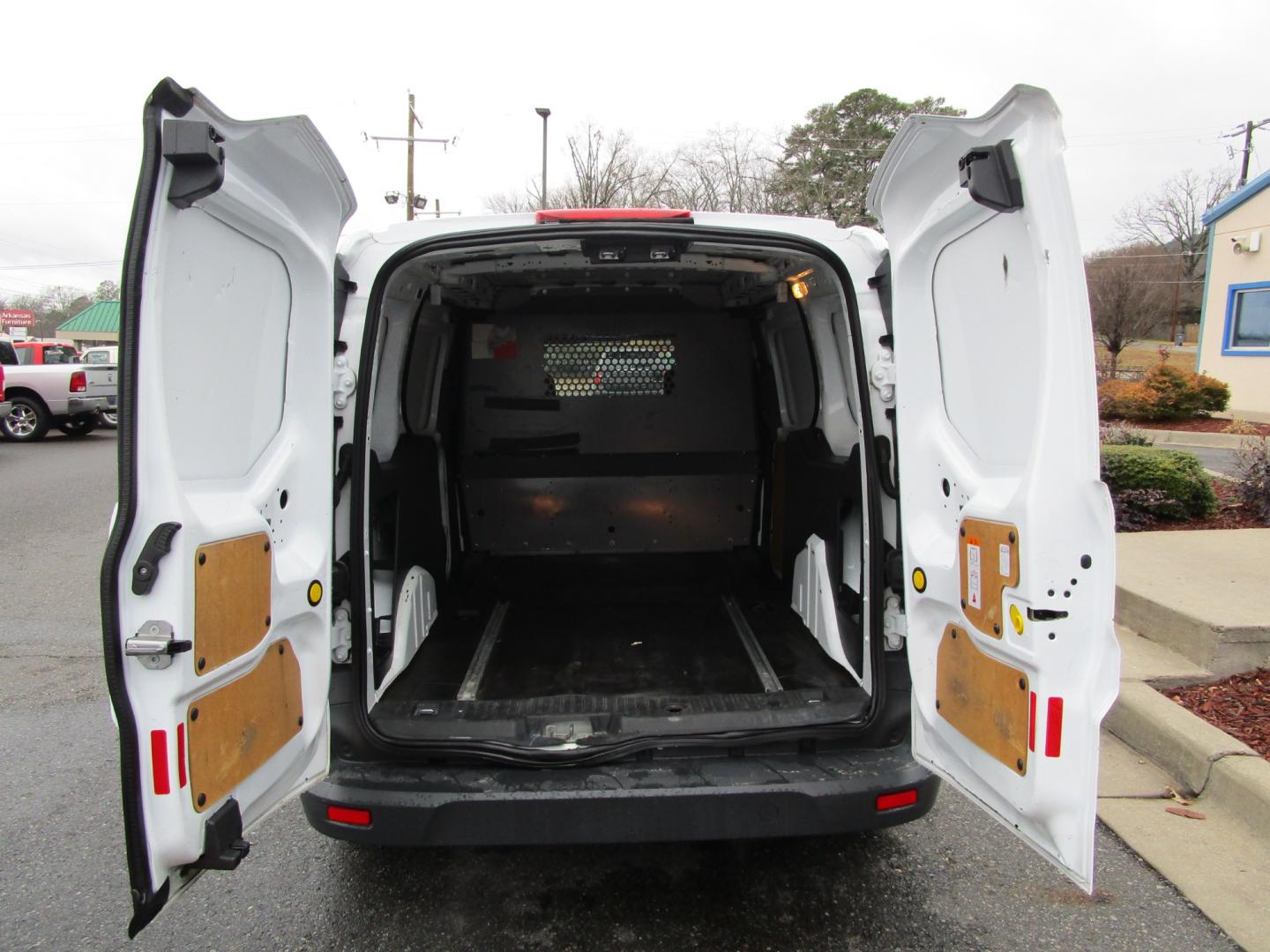 2014 WHITE Ford Transit Connect XL LWB (NM0LS7EX3E1) with an 1.6L L4 DOHC 16V engine, 6-Speed Automatic transmission, located at 1814 Albert Pike Road, Hot Springs, AR, 71913, (501) 623-1717, 34.494228, -93.094070 - Photo#5